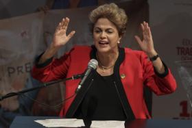 JURISTAS ENTREGAM HOJE PEDIDO DE IMPUGNAÇÃO DE DILMA ROUSSEFF