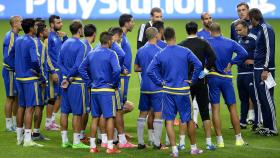 MAU TEMPO DESVIA AVIÃO DO FC PORTO PARA PORTO SANTO