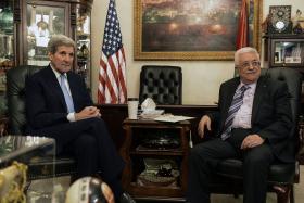 JOHN KERRY REÚNE-SE COM REI DA JORDÂNIA E COM PRESIDENTE PALESTINIANO