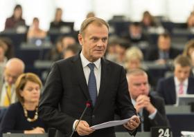 MIGRAÇÕES: CRISE PODE PROVOCAR “MUDANÇAS TECTÓNICAS” NA EUROPA – TUSK