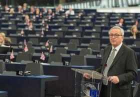 MIGRAÇÕES: JUNCKER DIZ QUE 28 DEVEM CUMPRIR PROMESSAS ATÉ CIMEIRA DE LA VALETTA