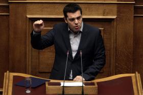 ALEXIS TSIPRAS DEFENDE REDISTRIBUIÇÃO DE REFUGIADOS A PARTIR DA TURQUIA E GRÉCIA