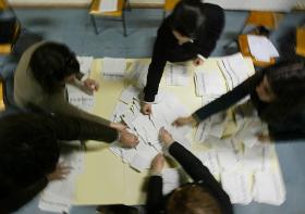 ELEIÇÕES PARA CONSELHO DAS COMUNIDADES PORTUGUESAS REPETIDAS HOJE NA ALEMANHA E EUA