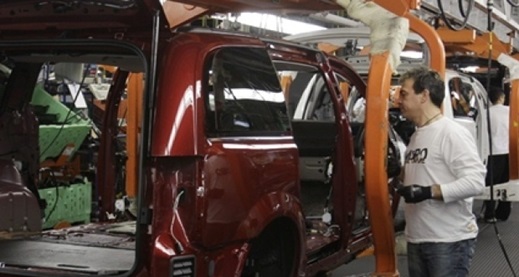 Além de trabalhadores da linha, a Fiat Automobiles Chrysler também está a contratar um punhado de supervisores e um engenheiro. (Foto de arquivo)