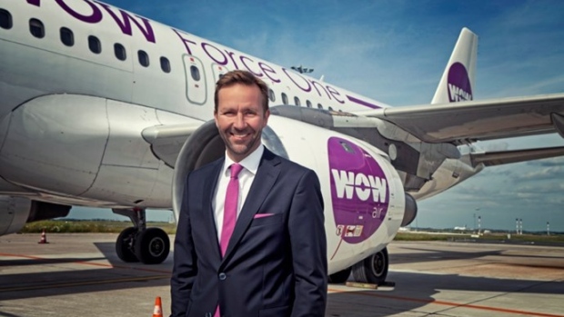 O proprietário da WOW Air Skuli Mogensen diz que a companhia aérea pode lançar o serviço a partir de mais cidades norte-americanas num futuro próximo. (WOW Air)