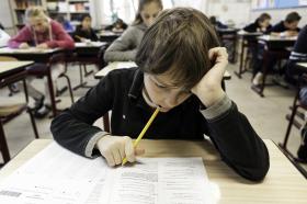 PARLAMENTO APROVA FIM DOS EXAMES DO 4.º ANO