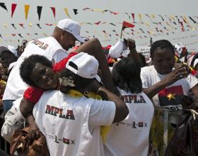 MPLA CRÍTICA “PRESSÃO” SOBRE AUTORIDADES ANGOLANAS NO CASO DOS ATIVISTAS DETIDOS