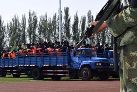 AUTORIDADES CHINESAS MATAM 28 ALEGADOS TERRORISTAS EM XINJIANG