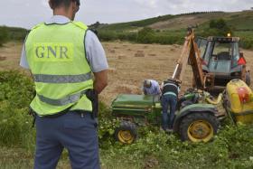 GNR TERMINA CAMPANHA JUNTO DOS CONDUTORES DE TRATORES AGRÍCOLAS