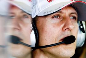 PRESIDENTE DA FIA DIZ QUE MICHAEL SCHUMACHER “CONTINUA A LUTAR”