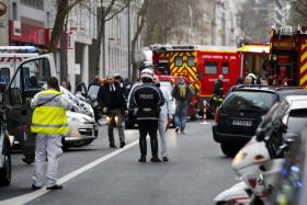 ENCONTRADO CINTO DE EXPLOSIVOS NOS ARREDORES DE PARIS – POLÍCIA