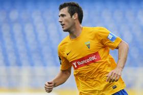 LÉO BONATINI REGRESSA AOS CONVOCADOS DO ESTORIL-PRAIA, PARA PAÇOS DE FERREIRA