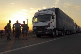 UCRÂNIA ANUNCIA SUSPENSÃO TEMPORÁRIA DE CIRCULAÇÃO DE MERCADORIAS PARA A CRIMEIA