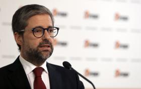 PSD QUER UM EXECUTIVO “EM PLENITUDE DE FUNÇÕES” E REJEITA QUE SEJA DO PS