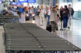 GREVE NA LUFTHANSA CANCELA TODOS OS VOOS ENTRE FRANKFURT E PORTUGAL NO SÁBADO