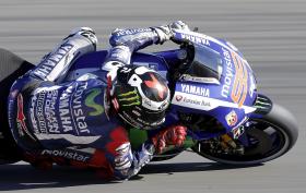LORENZO MAIS RÁPIDO NOS TREINOS LIVRES DE MOTOGP EM VALÊNCIA, ROSSI APENAS QUINTO
