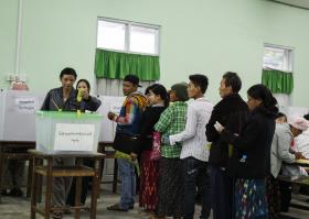 URNAS DE VOTO PARA LEGISLATIVAS NA BIRMÂNIA FECHAM COM PARTICIPAÇÃO DE 80% DE ELEITORES