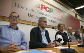COMITÉ CENTRAL DO PCP CONFIRMA ACORDO PARA GOVERNO PS