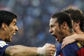 DUPLA NEYMAR/SUÁREZ ‘ABATE’ VILLARREAL E FC BARCELONA LIDERA EM ESPANHA