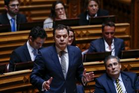 PSD AVISA QUE GOVERNO DO PS DEPENDERÁ DE BE, PCP, PEV E PAN EM MATÉRIA EUROPEIA