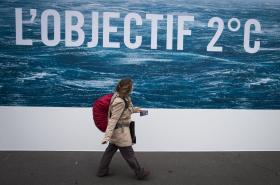 CLIMA: EUA E FRANÇA INSISTEM EM ACORDO “AMBICIOSO E SUSTENTÁVEL” NA CIMEIRA DE PARIS