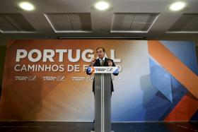 GOVERNO: PASSOS REJEITA FORMAÇÃO DE EXECUTIVO DO PS QUE CONSIDERA “UM GOLPE POLÍTICO”