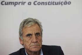 JERÓNIMO DE SOUSA (PCP) ACUSA CAVACO DE “SUBVERTER A CONSTITUIÇÃO”