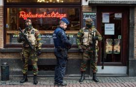 PARIS/ATENTADOS: BRUXELAS, A CAPITAL DA UE, SOB ALERTA MÁXIMO