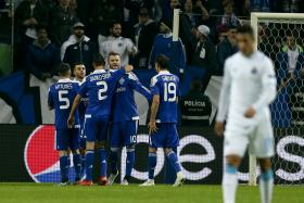 PORTO PERDE COM DÍNAMO KIEV E PRECISA VENCER CHELSEA PARA SEGUIR NA ‘CHAMPIONS’