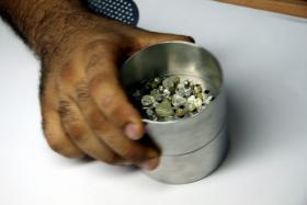 EXPORTAÇÃO DE DIAMANTES POR ANGOLA CAI MAIS DE 40% EM OUTUBRO