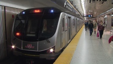 JOHN TORY QUER SERVIÇO DE METRO MAIS CEDO AO DOMINGO