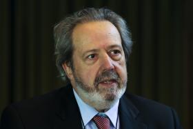 GOVERNO DESIGNA PACHECO PEREIRA E ISABEL PIRES DE LIMA PARA SERRALVES