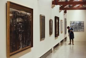 SEIS QUADROS DE VIEIRA DA SILVA EM RISCO DE SAIR DO MUSEU DA PINTORA ATÉ FINAL DO ANO