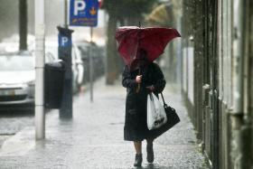 GRUPO CENTRAL DOS AÇORES SOB AVISO LARANJA DEVIDO À CHUVA