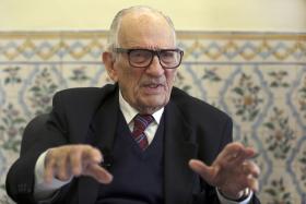 CDS-PP INDICA ADRIANO MOREIRA PARA O CONSELHO DE ESTADO