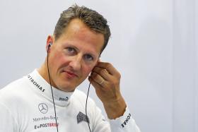AGENTE DE SCHUMACHER DESMENTE QUE EX-PILOTO DE FÓRMULA 1 JÁ CONSIGA ANDAR