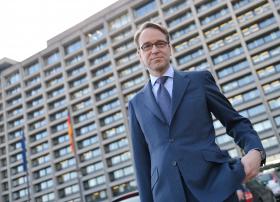 PRESIDENTE DO BUNDESBANK REJEITA TRANSFERÊNCIA DE RESPONSABILIDADES ORÇAMENTAIS NACIONAIS PARA A EUROPA