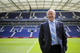 INICIATIVA DE APOIO AOS REFUGIADOS, PROMOVIDA POR FC PORTO, JUNTOU 1,3 MILHÕES DE EUROS