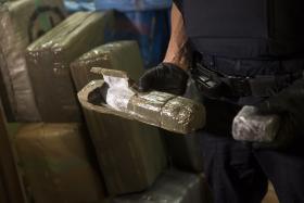 MACAU ENDURECE PENAS PARA TRÁFICO E CONSUMO DE DROGAS