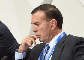 COMITÉ DE ÉTICA DA FIFA SUSPENDE VICE-PRESIDENTES NAPOUT E HAWIT POR 90 DIAS