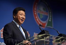 PRESIDENTE CHINÊS ESPERA QUE LÍDER DE HONG KONG “UNA TODOS OS CÍRCULOS DA SOCIEDADE”