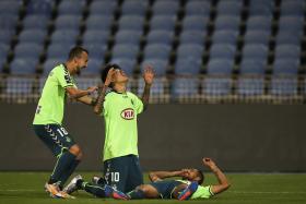 VITÓRIA DE SETÚBAL SOBE AO QUINTO LUGAR AO VENCER POR 3-0 NA VISITA AO BELENENSES