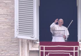 PAPA FRANCISCO PEDE A LÍDERES MUNDIAIS QUE ATENUEM IMPACTO DAS ALTERAÇÕES CLIMÁTICAS