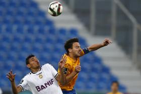 ESTORIL-PRAIA E NACIONAL EMPATAM E CONTINUAM IGUALADOS NA I LIGA