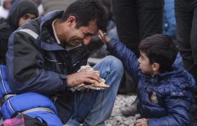 MIGRAÇÕES: PARIS E BERLIM “FIRMEMENTE CONVENCIDOS” QUE FLUXO “DEVE SER REDUZIDO” NA UE