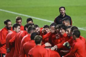 PRESIDENTE DO ATLÉTICO DE MADRID QUER GARANTIR NA LUZ PRIMEIRO LUGAR DO GRUPO G