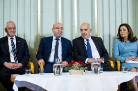 NOBEL DA PAZ ENTREGUE HOJE EM OSLO AO QUARTETO PARA O DIÁLOGO TUNISINO