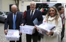 PRESIDENCIAIS: HENRIQUE NETO DIZ QUE CANDIDATOS INDEPENDENTES TÊM PARTIDOS A RECOLHER ASSINATURAS