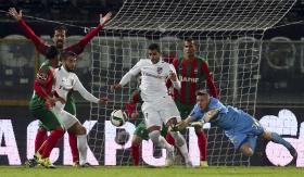 MARÍTIMO VENCE NO ÚLTIMO MINUTO EM GUIMARÃES APÓS DUAS DERROTAS NA I LIGA
