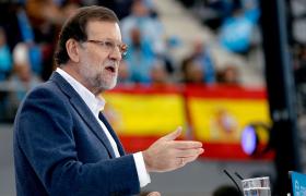 RAJOY APELA A QUE NINGUÉM TIRE CONCLUSÕES POLÍTICAS DO FACTO DE TER SIDO ESMURRADO